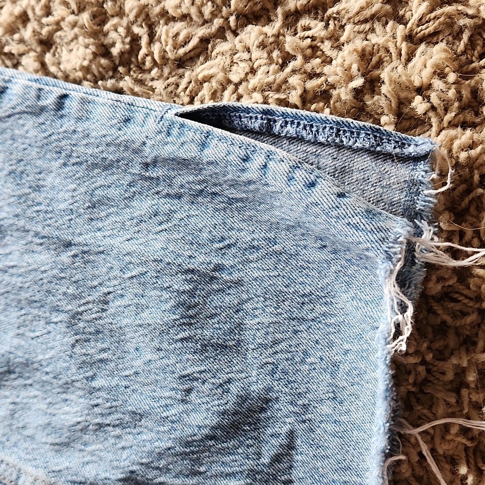 Abercrombie & Fitch ulta high rise straight distressed womans size 4 jeans - Picture 12 of 12